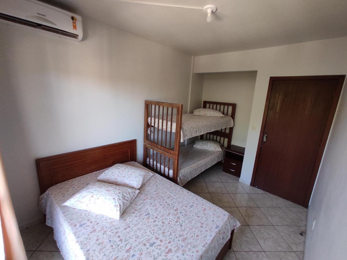 Residencial Medeiros Apartman Guarda do Embaú Kültér fotó