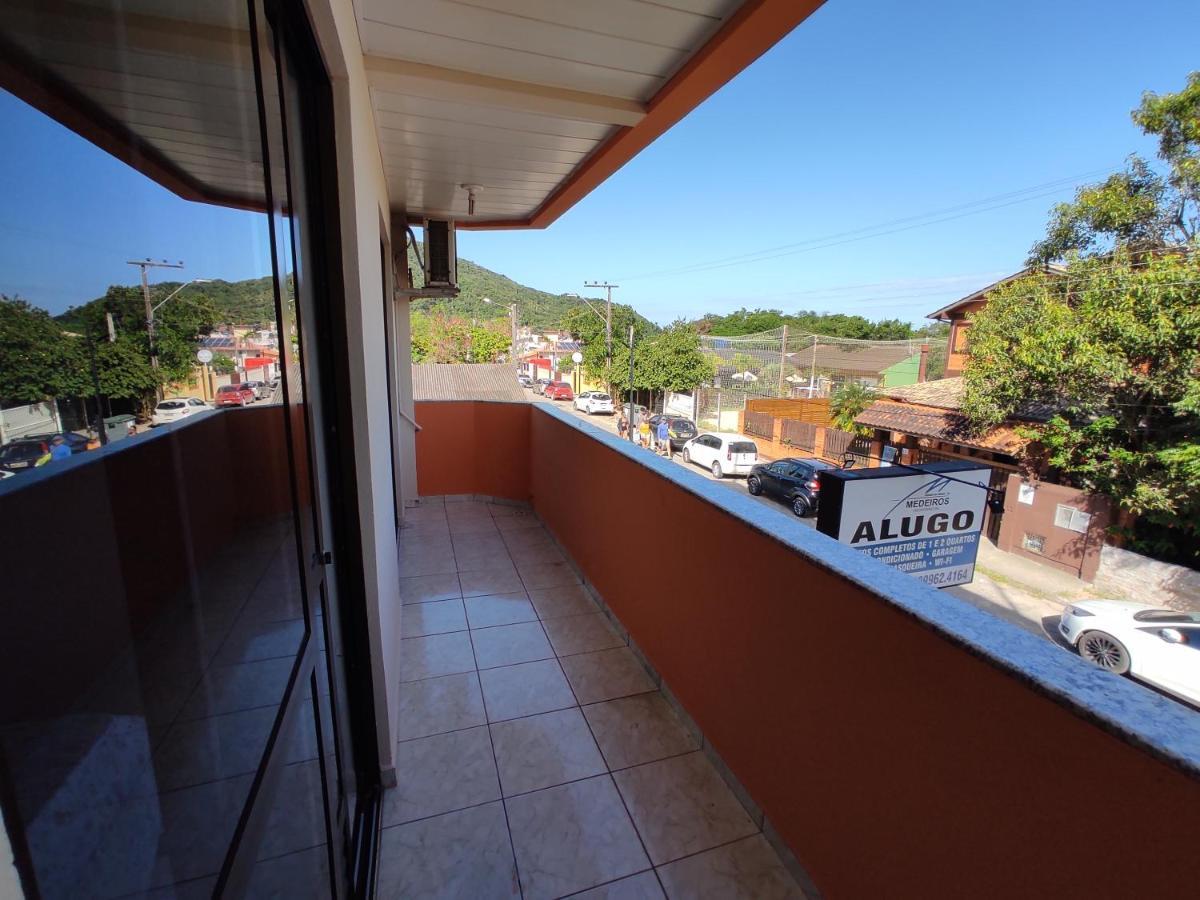 Residencial Medeiros Apartman Guarda do Embaú Kültér fotó